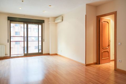 Leilighet i Madrid, Madrid, Madrid - € 350 000 | Ref: 2d051fb2-86c5-49f4-b - foto 2