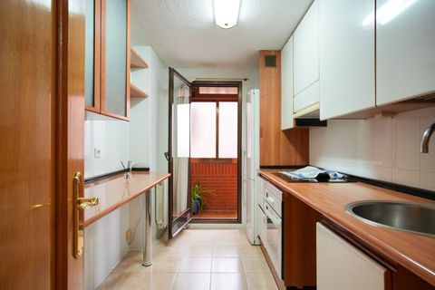 Leilighet i Madrid, Madrid, Madrid - € 350 000 | Ref: 2d051fb2-86c5-49f4-b - foto 7
