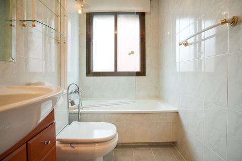 Leilighet i Madrid, Madrid, Madrid - € 350 000 | Ref: 2d051fb2-86c5-49f4-b - foto 17