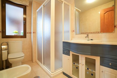 Leilighet i Madrid, Madrid, Madrid - € 350 000 | Ref: 2d051fb2-86c5-49f4-b - foto 19