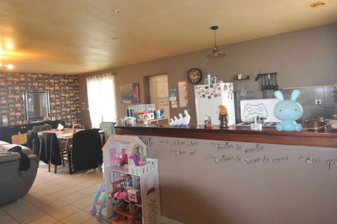 Villa i Pillac, Charente, Pillac - € 162.000 | Ref: BVI84173 - foto 4
