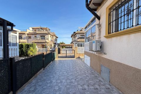 Rækkehus i Orihuela Costa, Alicante, Orihuela Costa - € 209.900 | Ref: A11262/6084 - foto 9
