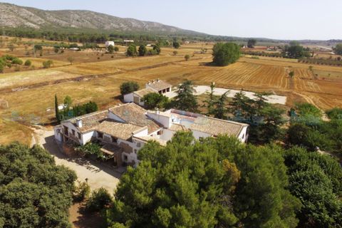 Villa i Bocairent, Valencia, Bocairent - € 1.250.000 | Ref: Bodas y Más - foto 1