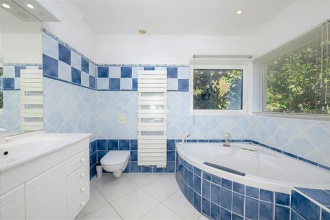 Villa - Vence, Alpes-Maritimes, Vence - € 1 950 000 | Réf : HH-16074292 - photo 18