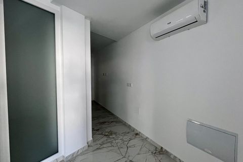 Leilighet i Torrevieja, Alicante, Torrevieja - € 139 900 | Ref: AG19MLSC9871510 - foto 4