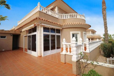 Villa a Torrevieja, Alicante, Torrevieja - € 360.000 | Ref: WPR1891 - foto 11