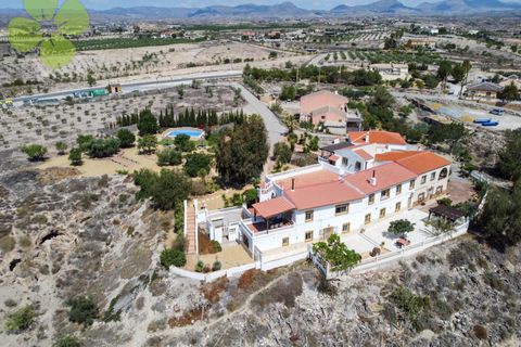Landejendom i Albox, Almeria, Albox - € 499.000 | Ref: CRE-2342 - foto 1