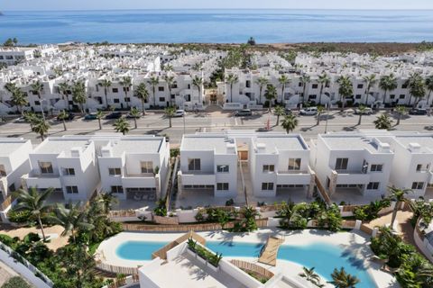 Apartment in San Juan De Los Terreros, Almeria - photo 3