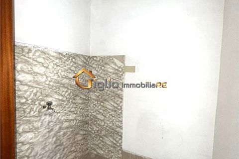 L'establiment comercial a Caivano, Naples, Caivano - € 450/mes | Ref: 232 - foto 4