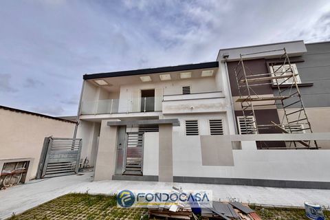Villa a Parete, Caserta, Parete - € 360.000 | Ref: PARETE - foto 3