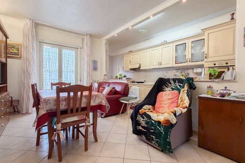 Lejlighed i Manfredonia, Foggia, Manfredonia - € 240.000 | Ref: PIAZZA DELLE VIOLE - foto 3