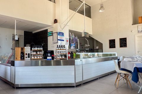 Erhvervsejendom i Manfredonia, Foggia, Manfredonia - € 75.000 | Ref: FRONTEMARE - foto 2