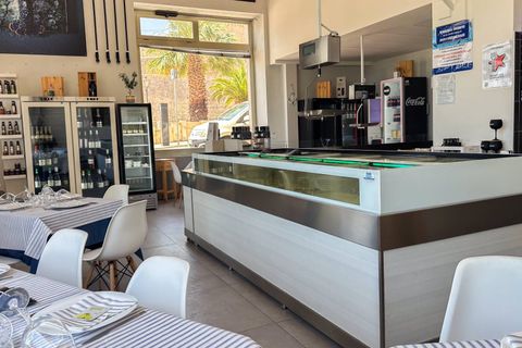 Erhvervsejendom i Manfredonia, Foggia, Manfredonia - € 75.000 | Ref: FRONTEMARE - foto 4