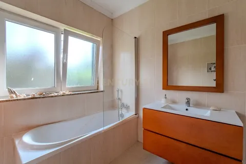 Villa i Castro Daire, Viseu, Castro Daire - € 470.000 | Ref: C0393-01411 - foto 24