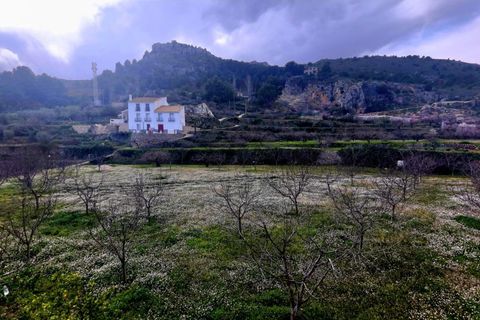 Villa a Guadalest, Alicante, Guadalest - € 199.900 | Ref: 72980/6084 - foto 3