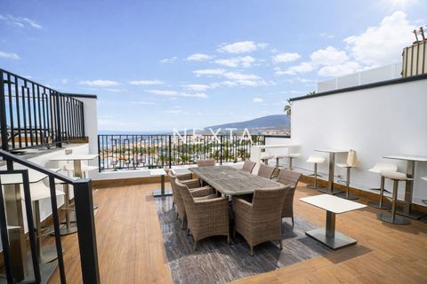 Villa a Adeje, Tenerife, Adeje - € 1.995.000 | Ref: 1077 - foto 9