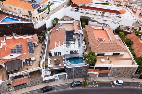 Villa a Adeje, Tenerife, Adeje - € 1.995.000 | Ref: 1077 - foto 15