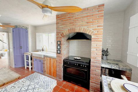 Villa i Nerja, Malaga, Nerja - € 1.099.000 | Ref: R4168636 - foto 9