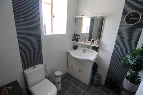 Landsbyhus i Mazerolles, Charente, Mazerolles - € 267.500 | Ref: BVI76852 - foto 8