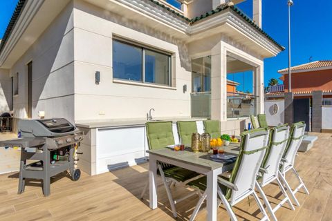 Villa a Ciudad Quesada, Alicante, Ciudad Quesada - € 489.000 | Ref: CM213 - foto 3