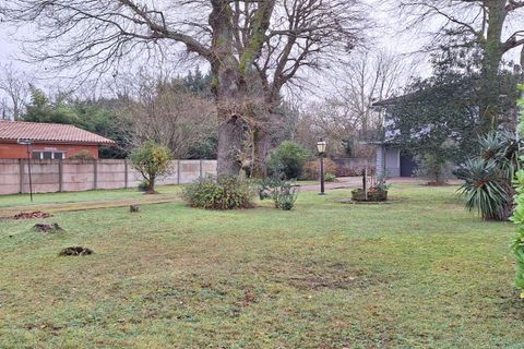 Helårsgrund i Pessac, Gironde, Pessac - € 160.000 | Ref: EBR15-PESS1009CA - foto 2