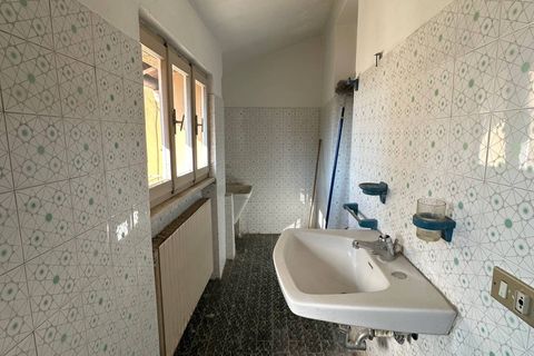 Villa a Mantua, Mantua, Mantua - € 270.000 | Ref: 5842 - foto 11