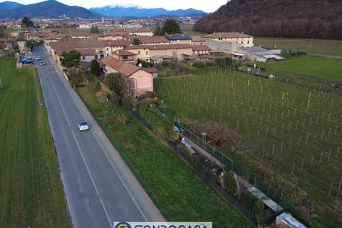 Villa i Erbusco, Brescia, Erbusco - € 315.000 | Ref: erb.11.ce - foto 2