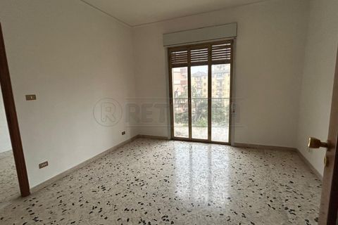 Lejlighed i Caltanissetta, Caltanissetta, Caltanissetta - € 105.000 | Ref: 1660 - foto 2