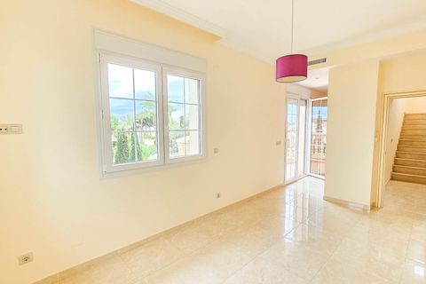 Villa a Cabo Roig, Alicante, Cabo Roig - € 1.700.000 | Ref: MLSC5283863/13477 - foto 8