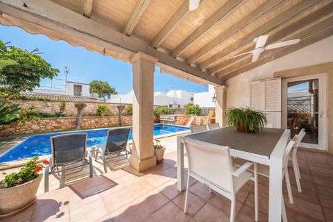 Villa a Cala d'Or, Mallorca, Cala d'Or - € 1.250.000 | Ref: 04RJNH087/3010 - foto 2