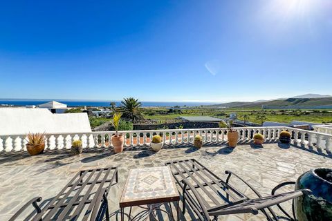 Villa in Tias, Lanzarote - foto 1