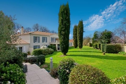Villa i Cognac, Charente, Cognac - € 1.400.000 | Ref: BVI84006 - foto 1