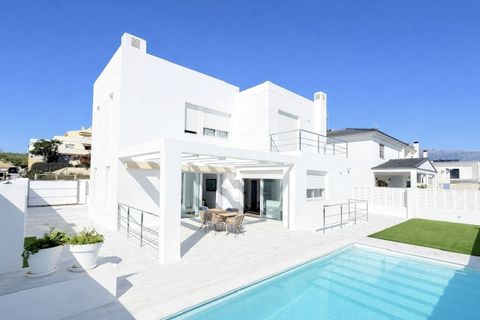Villa i Torre Del Mar, Malaga, Torre Del Mar - € 1.250.000 | Ref: MLH953 - foto 8