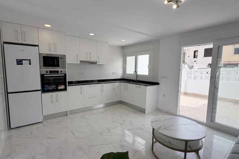 Byhus i Torrevieja, Alicante, Torrevieja - € 229.000 | Ref: 749014 - foto 11