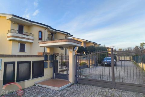 Villa a Latina, Latina, Latina - € 390.000 | Ref: 3143 - foto 4