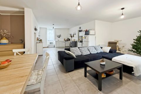 Byhus i Saint-Clair-de-la-Tour, Isere, Saint-Clair-de-la-Tour - € 175.000 | Ref: 86755540 - foto 1