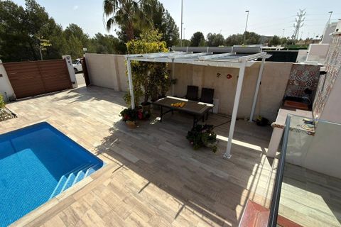 Villa i Polop, Alicante, Polop - € 525.000 | Ref: F1300/6084 - foto 7