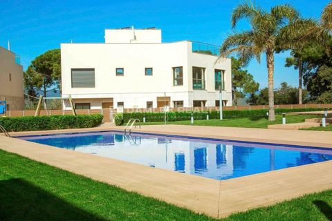 Villa i Lloret De Mar, Gerona, Lloret De Mar - € 870.000 | Ref: 75196 - foto 1