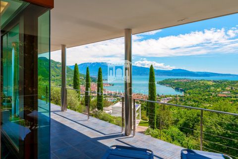 Villa a Salo, Brescia, Salo - € 2.250.000 | Ref: SA202535 - foto 6