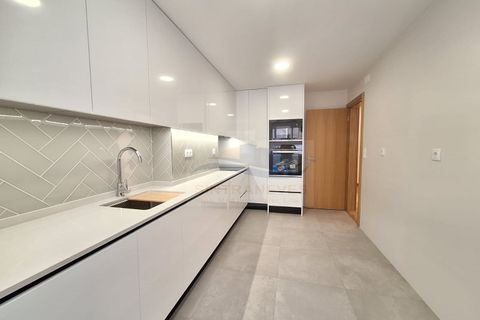 Lejlighed i Amadora, Lisbon, Amadora - € 359.000 | Ref: APR2494 - foto 2