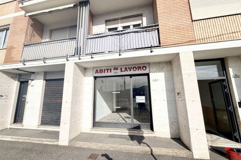 Erhvervsejendom i Chivasso, Turin, Chivasso - € 64.000 | Ref: 64000 Chivasso - foto 1