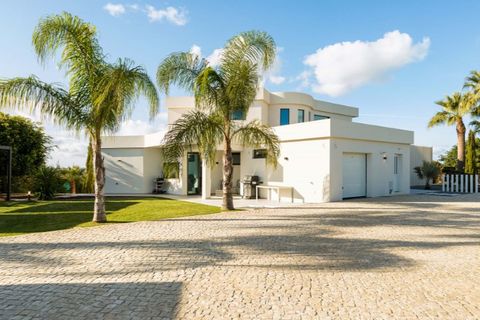 Villa i Guia, Faro, Guia - € 3.950.000 | Ref: W-0477U2 - foto 2