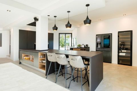 Villa i Guia, Faro, Guia - € 3.950.000 | Ref: W-0477U2 - foto 16