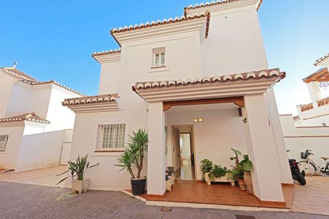 Villa in Torrox, Malaga, Torrox - € 475.000 | Ref: 4903 - foto 33