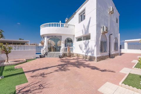 Villa a Benijofar, Alicante, Benijofar - € 425.000 | Ref: P8721 - foto 2