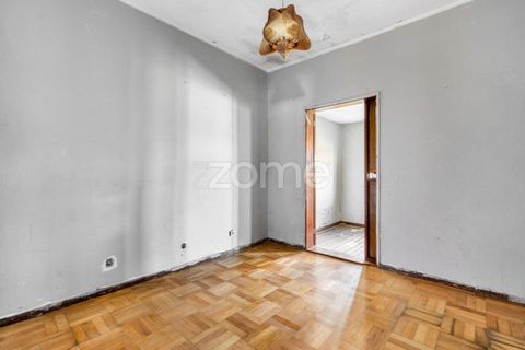 Villa a Pedroucos, Porto, Pedroucos - € 220.000 | Ref: ZMPT585347 - foto 7