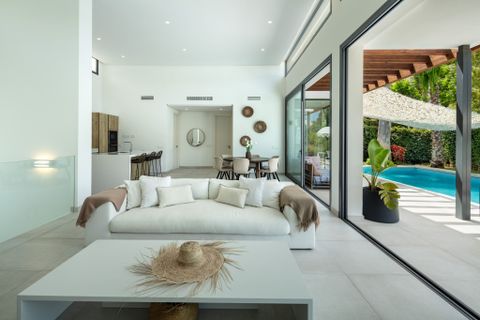Villa a Estepona, Malaga, Estepona - € 1.395.000 | Ref: FLP0137 - foto 13