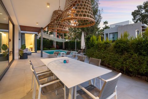 Villa a Estepona, Malaga, Estepona - € 1.395.000 | Ref: FLP0137 - foto 22