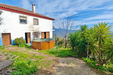 Landejendom i Comares, Malaga, Comares - € 485.000 | Ref: AX1424 - foto 1