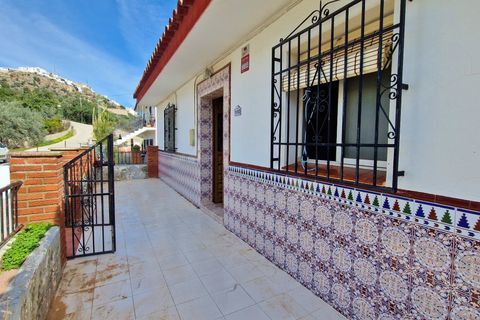 Landejendom i Comares, Malaga, Comares - € 485.000 | Ref: AX1424 - foto 3